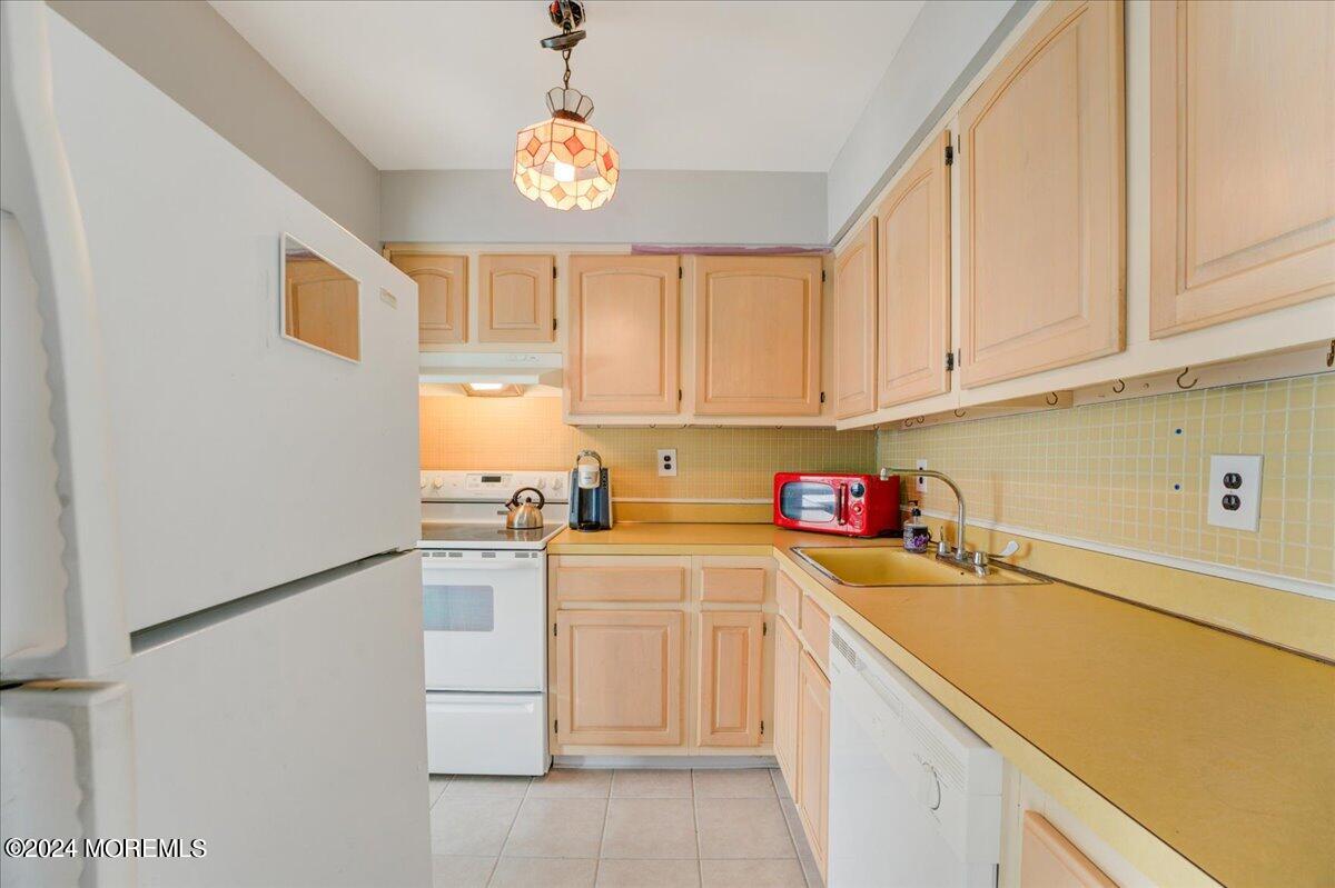 119 Avery Avenue #J26, Long Branch, New Jersey image 11