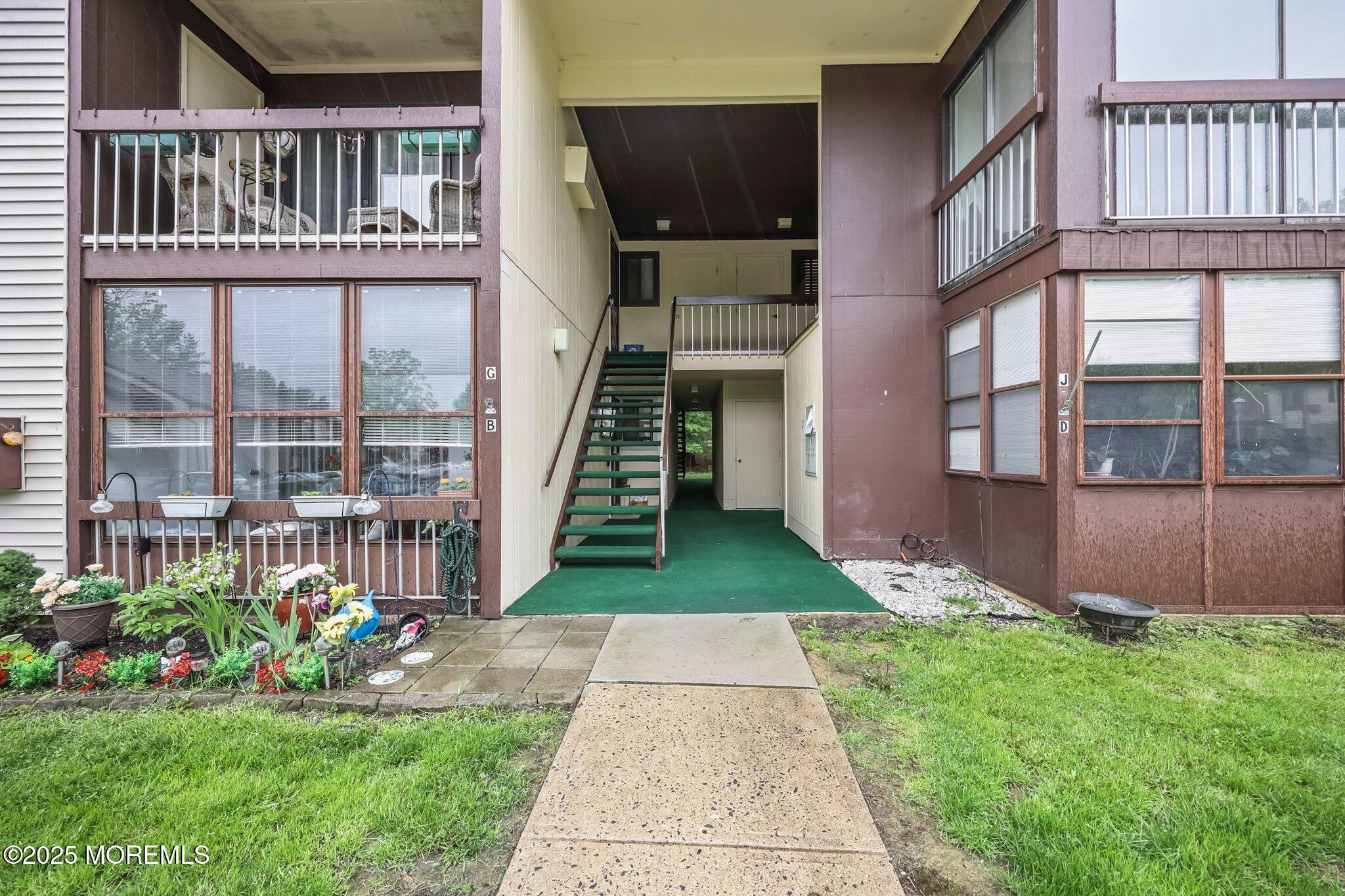 154 Cross Slope Court J
