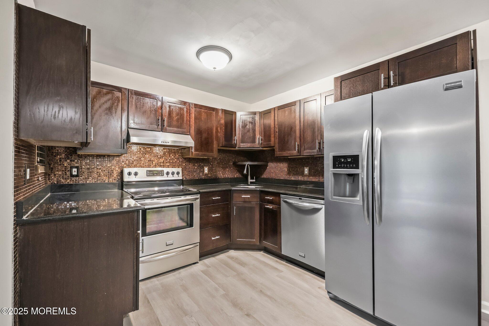 154 Cross Slope Court J