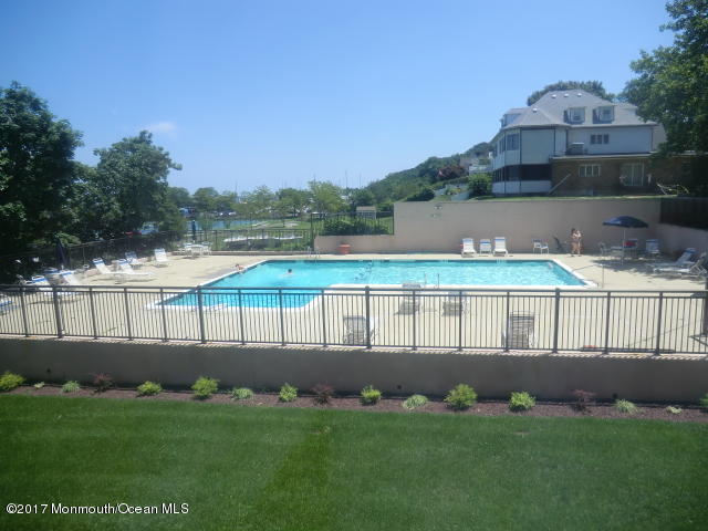10 Ocean Boulevard 1G