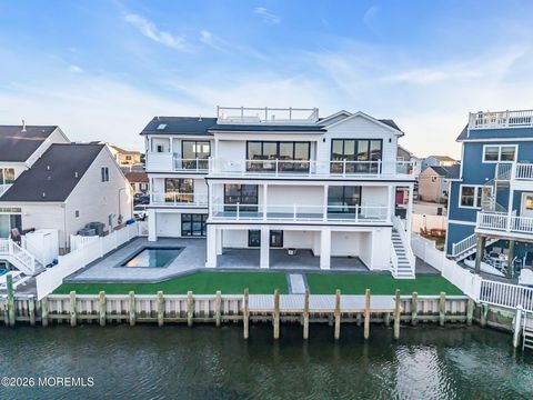 Photo of 1166 Jennifer Lane, Manahawkin, NJ 08050 (MLS # 22609774)