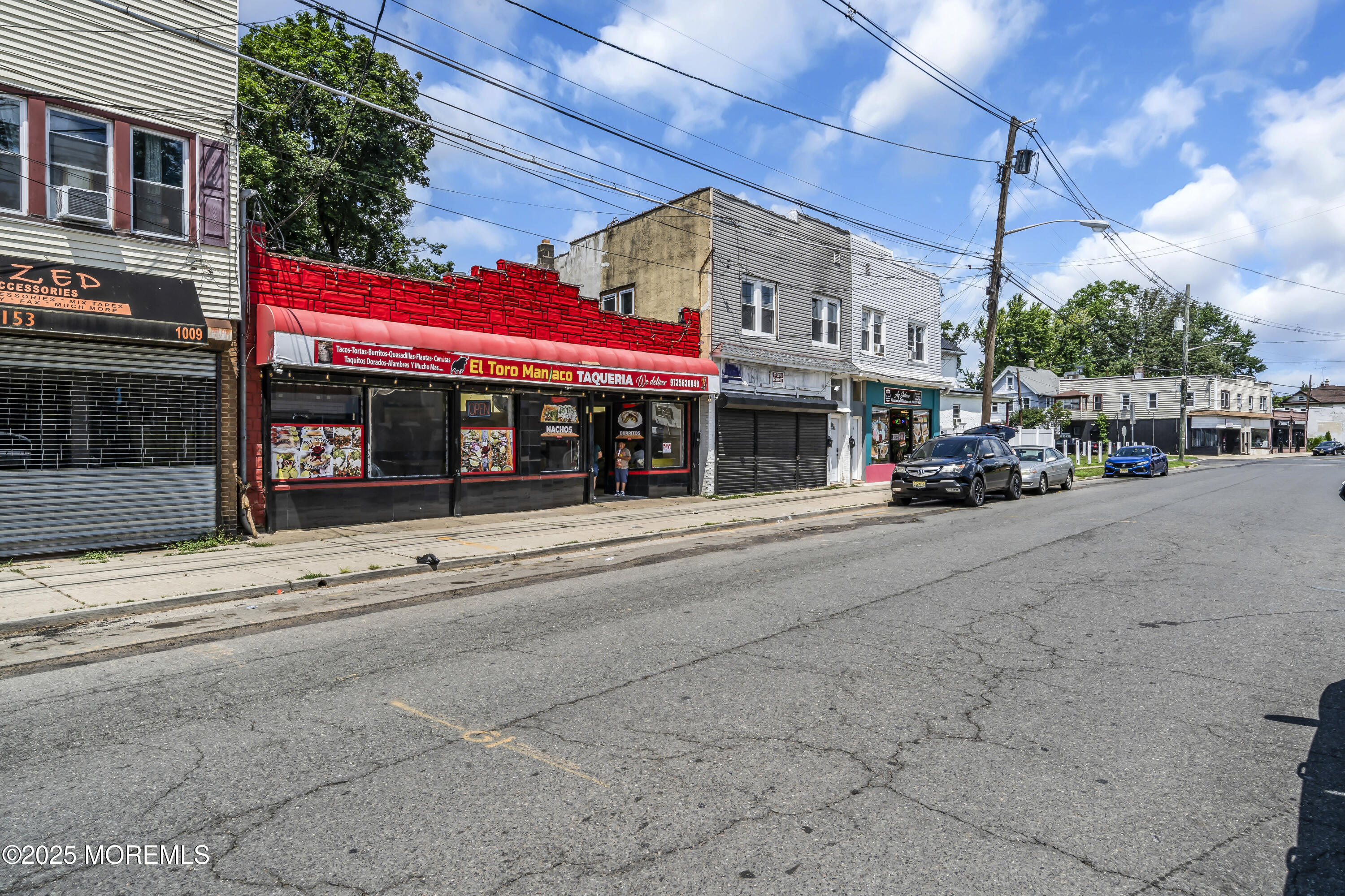 1011 E 2nd Street