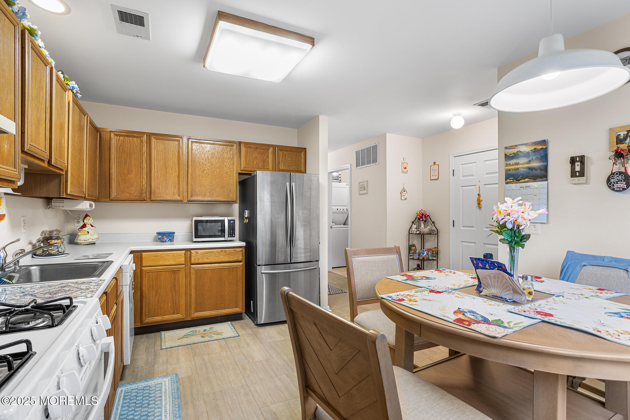 205 Prosperity Court, Toms River, New Jersey image 12