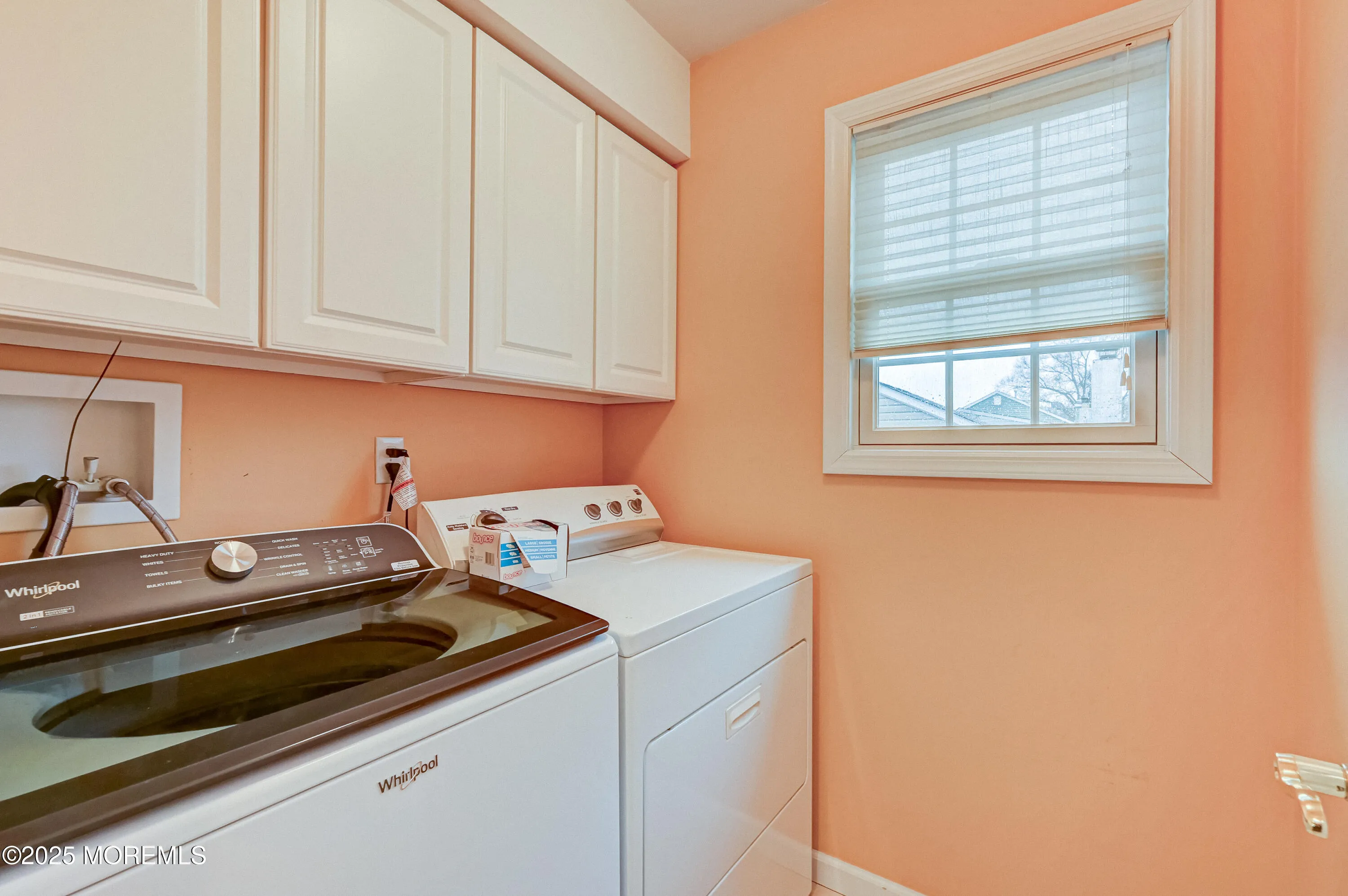 Hazlet, New Jersey 07734, United States, 3 Bedrooms Bedrooms, ,3 BathroomsBathrooms,Residential,Active,96990