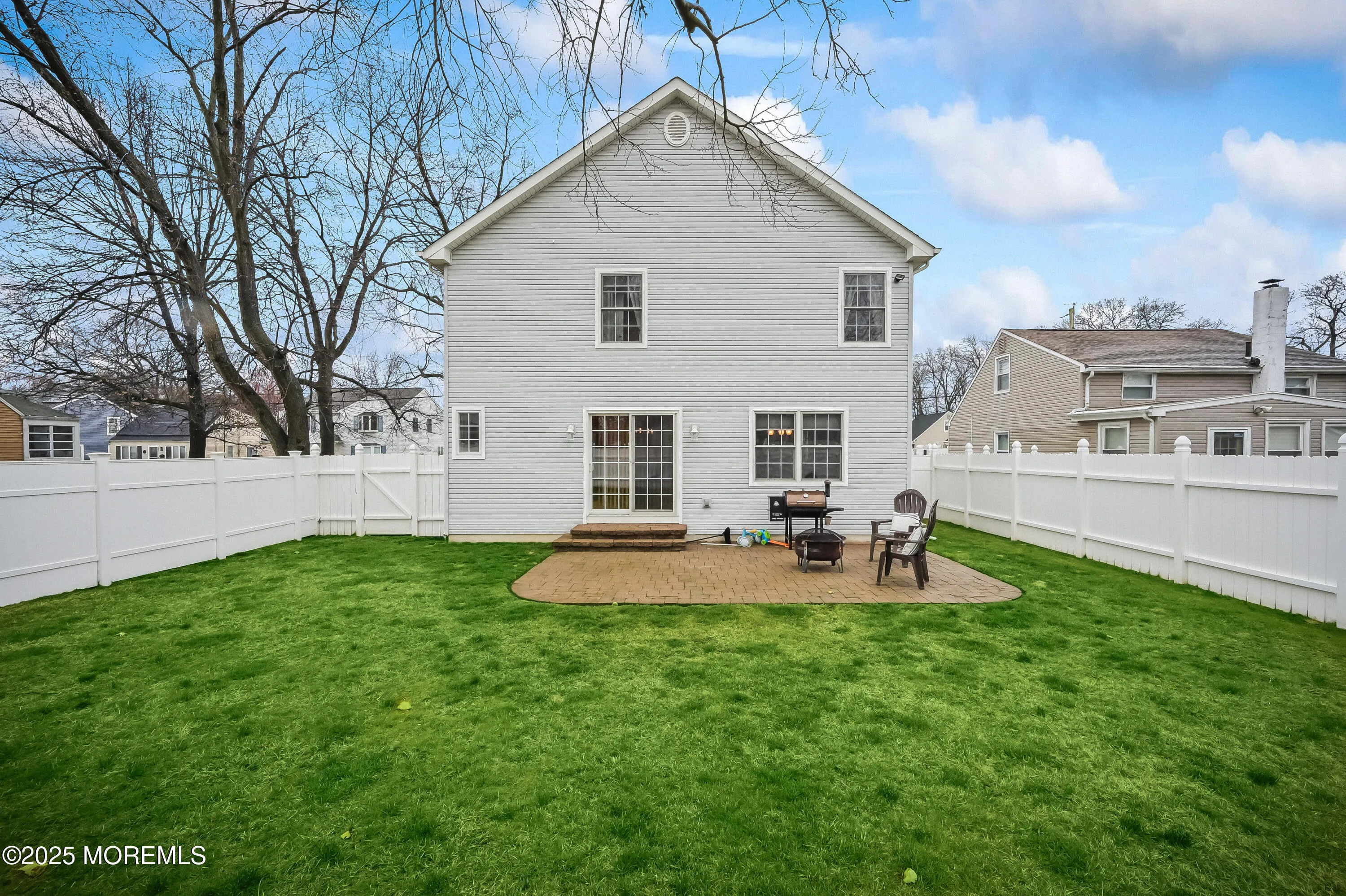 Hazlet, New Jersey 07734, United States, 3 Bedrooms Bedrooms, ,3 BathroomsBathrooms,Residential,Active,96990