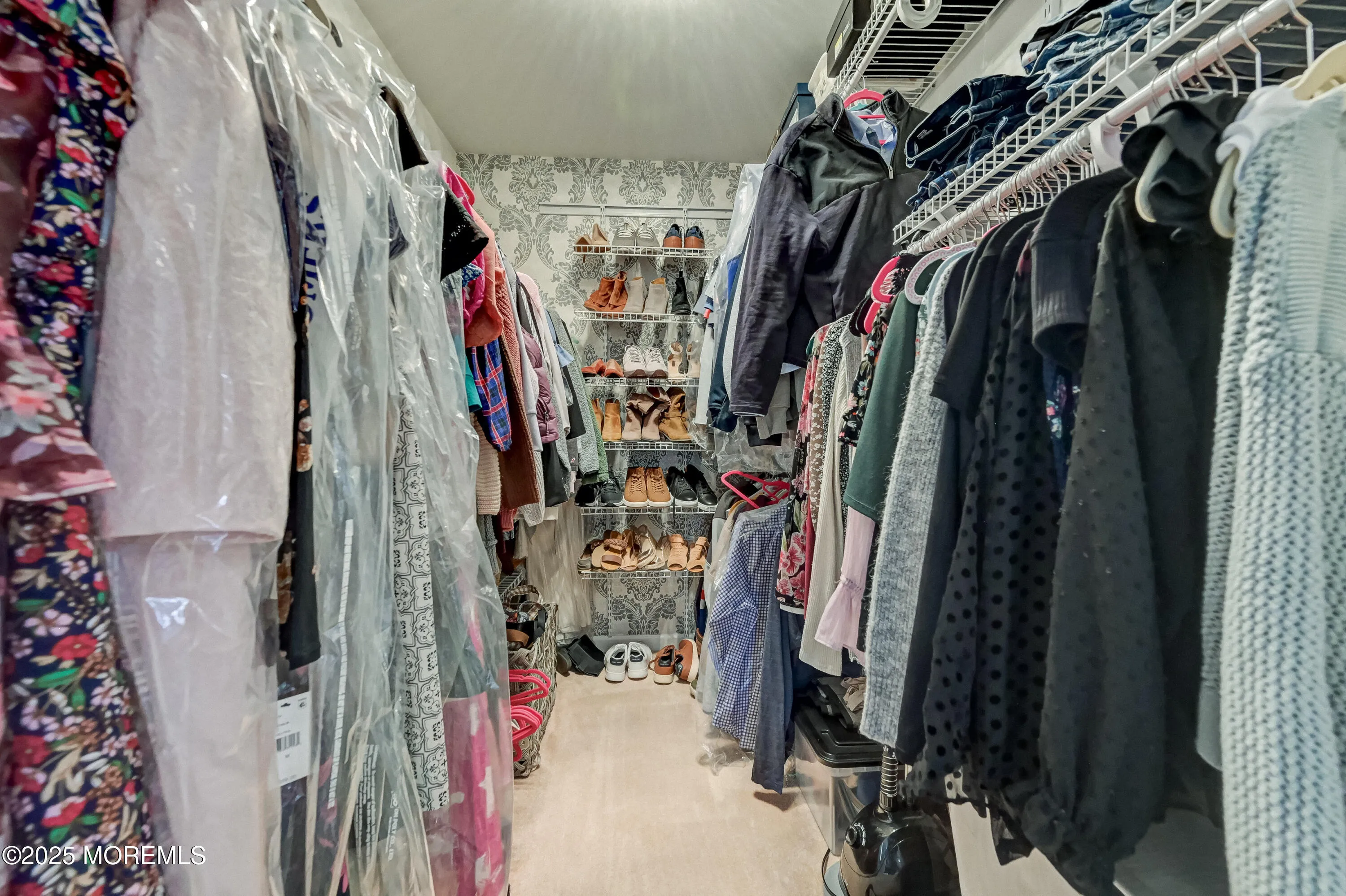 Hazlet, New Jersey 07734, United States, 3 Bedrooms Bedrooms, ,3 BathroomsBathrooms,Residential,Active,96990