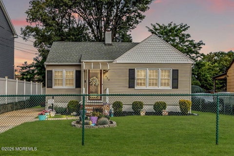 Homes For Sale - 920 S Concourse<br/> Monmouth County, Keyport, NJ 07735