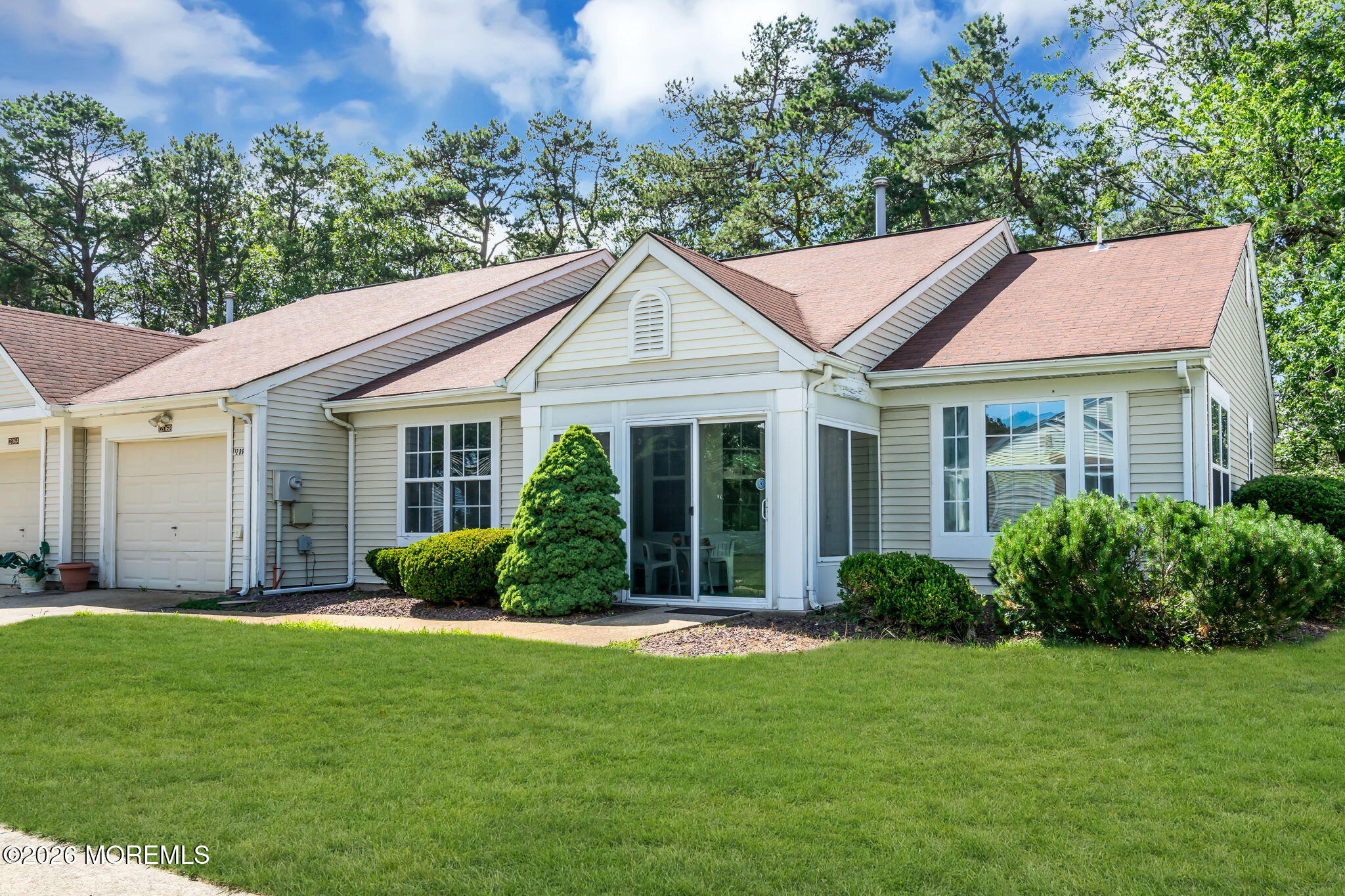 1206B Thornbury Lane