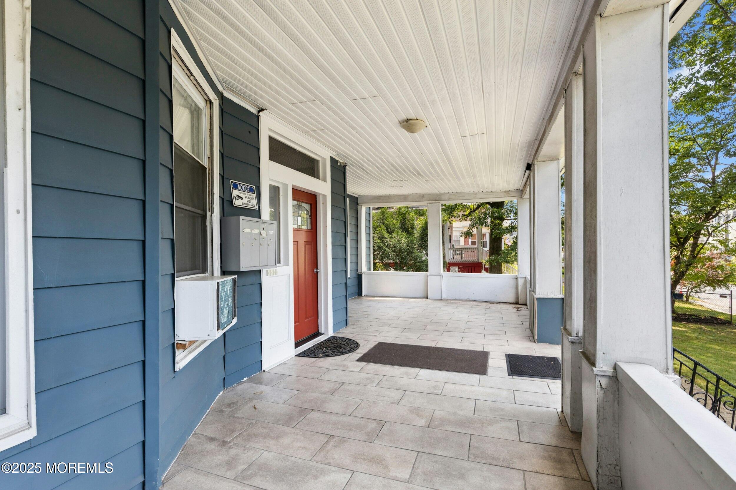 184 N Walnut Street