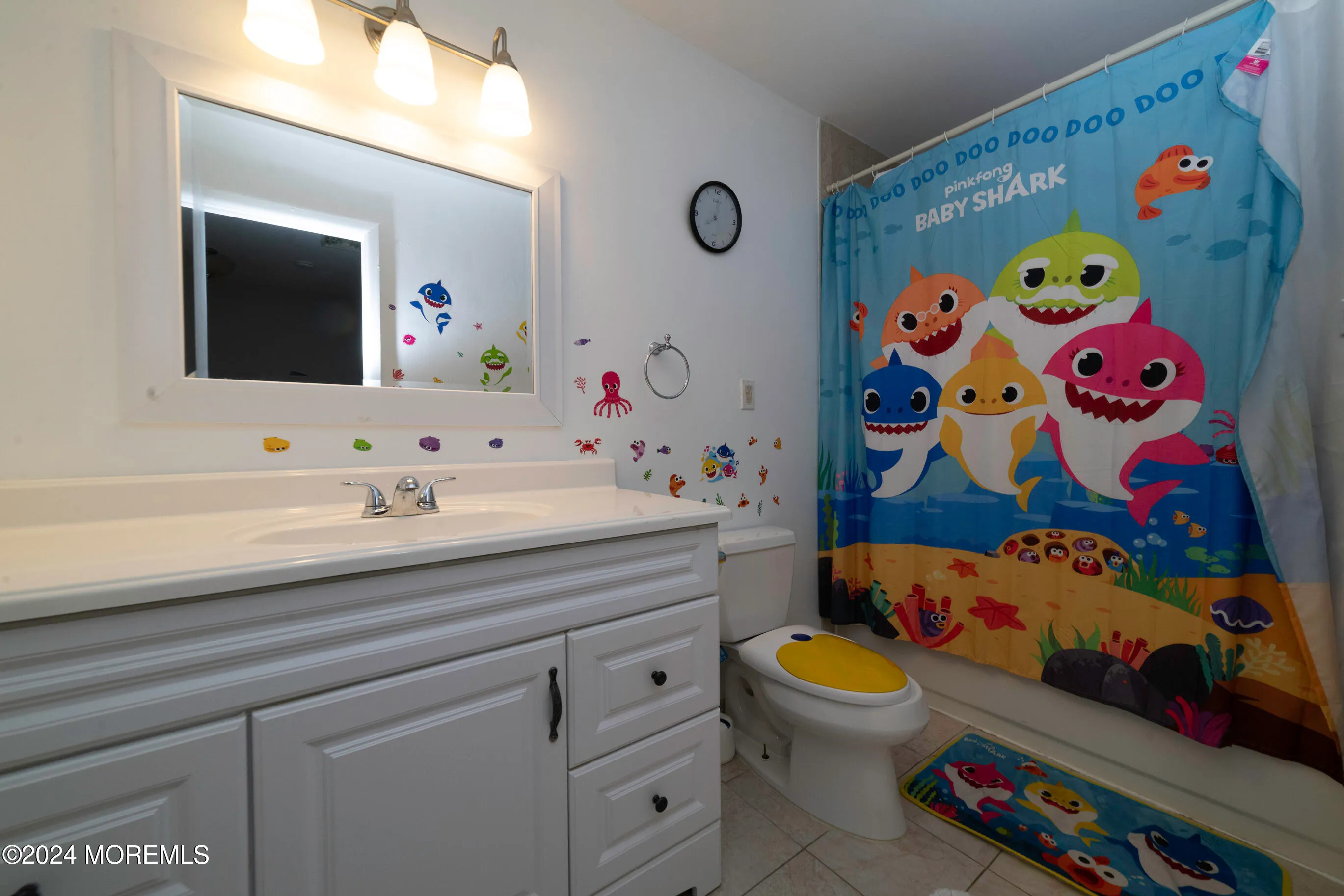 Middletown, New Jersey 07748, United States, 3 Bedrooms Bedrooms, ,3 BathroomsBathrooms,Residential,Pending,36460