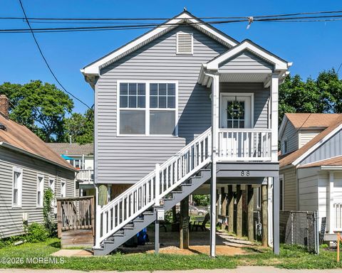 Homes For Rent - 88 Seadrift Avenue<br/> Highlands, NJ 07732