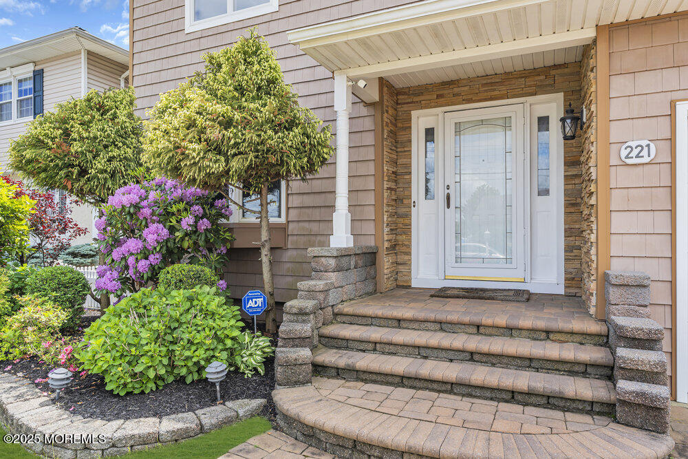 221 Bay Stream Drive, Toms River, New Jersey image 8