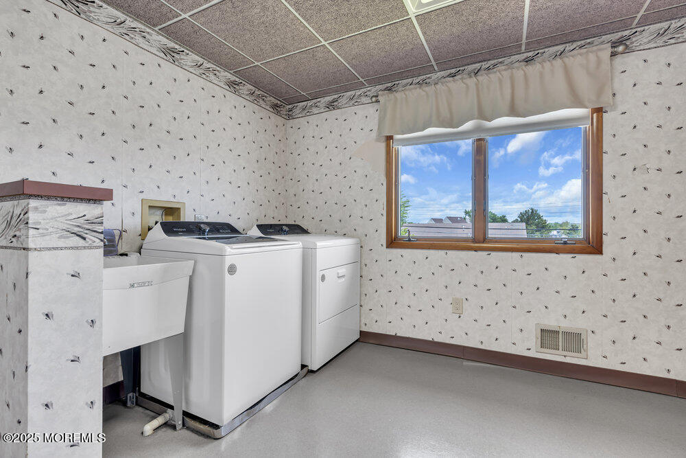 221 Bay Stream Drive, Toms River, New Jersey image 34