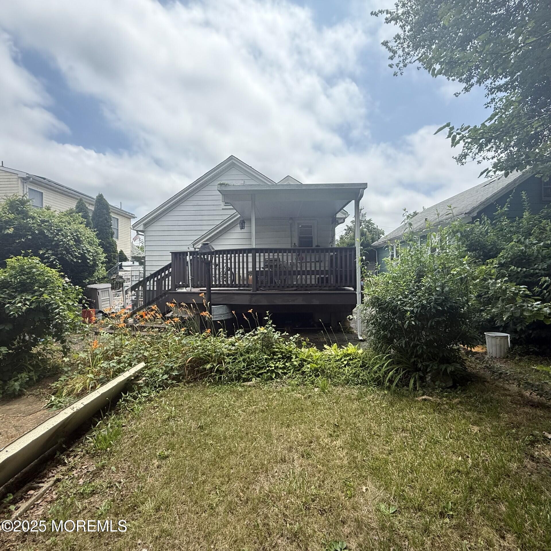 44 Drummond Avenue - Photo 2