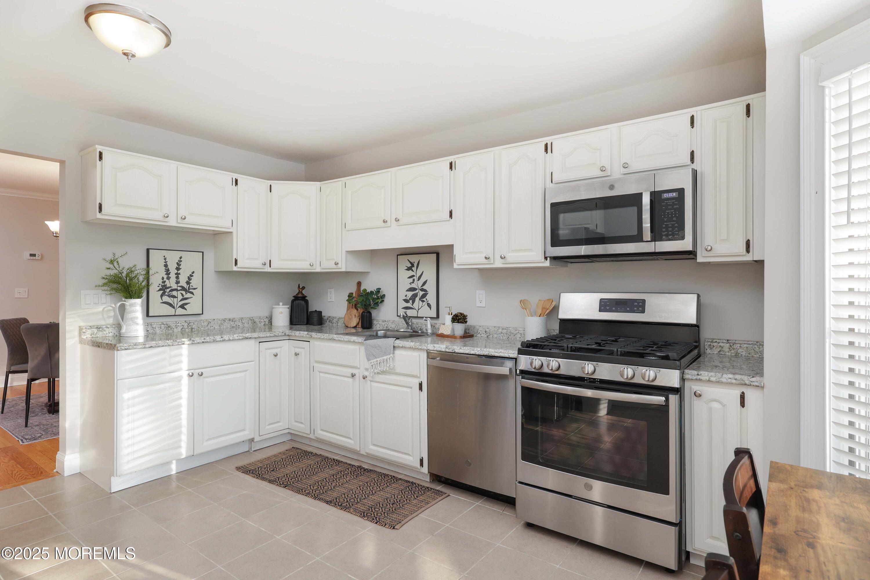 188 Ambassador Drive, Red Bank, New Jersey image 3