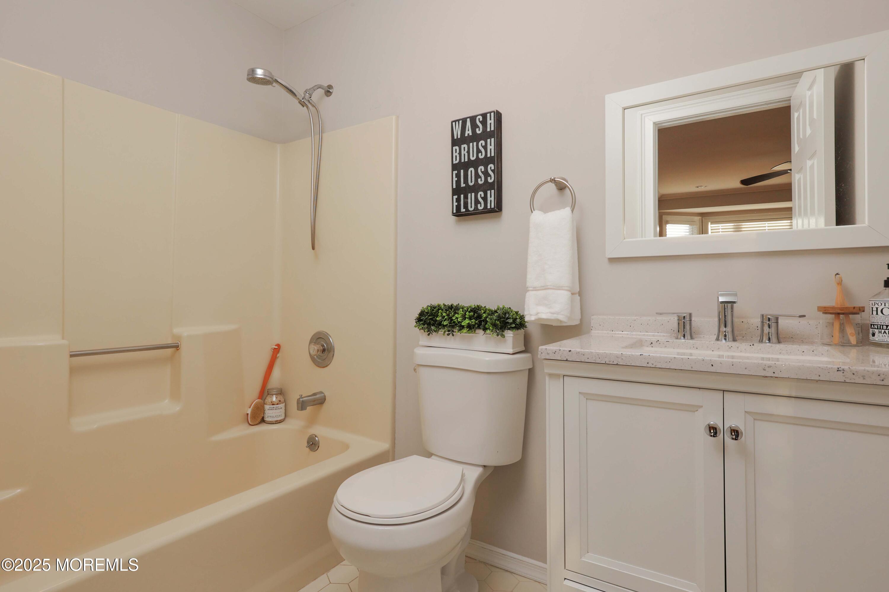 188 Ambassador Drive, Red Bank, New Jersey image 16