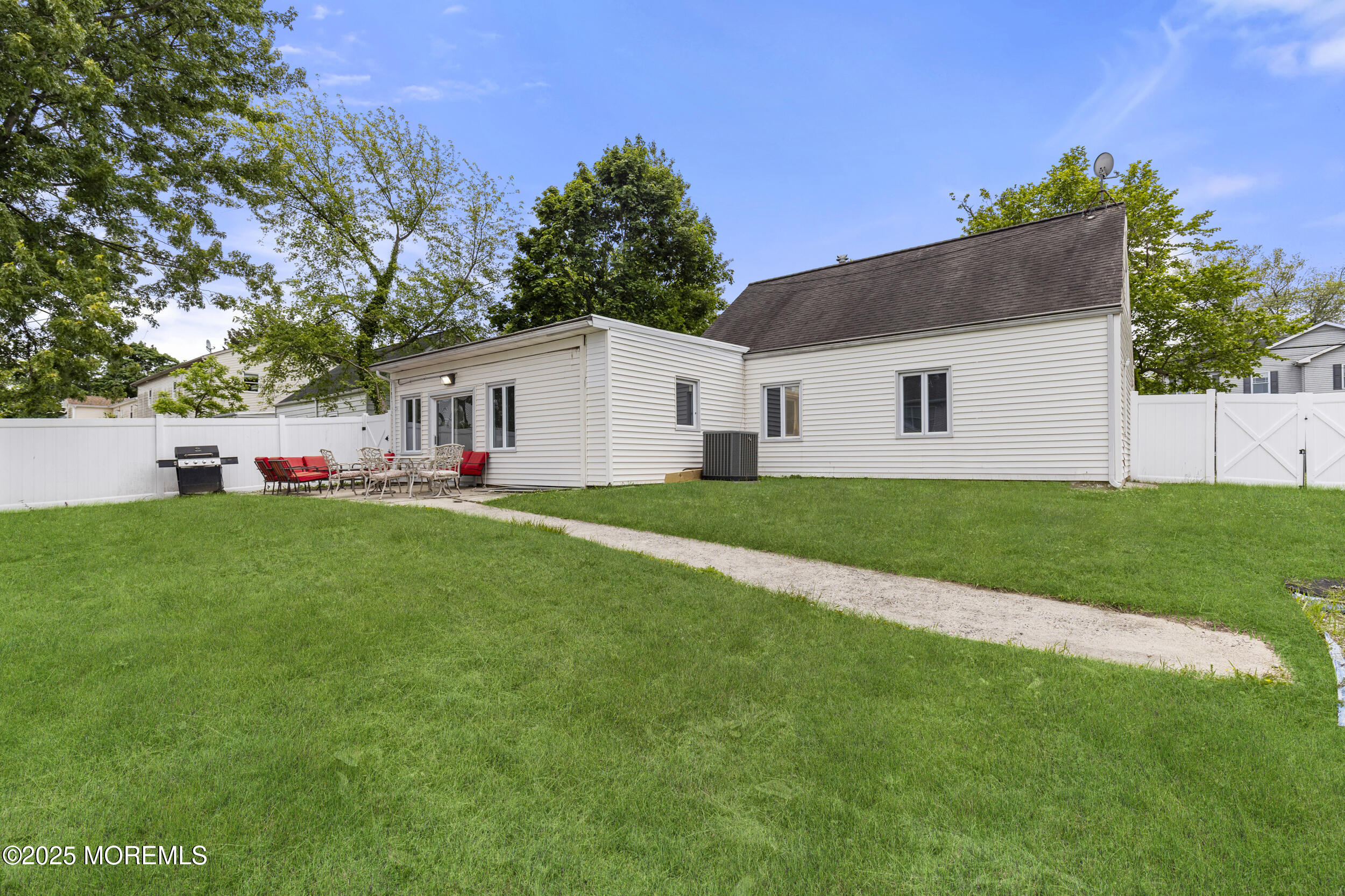 297 Highland Avenue, Long Branch, New Jersey image 28