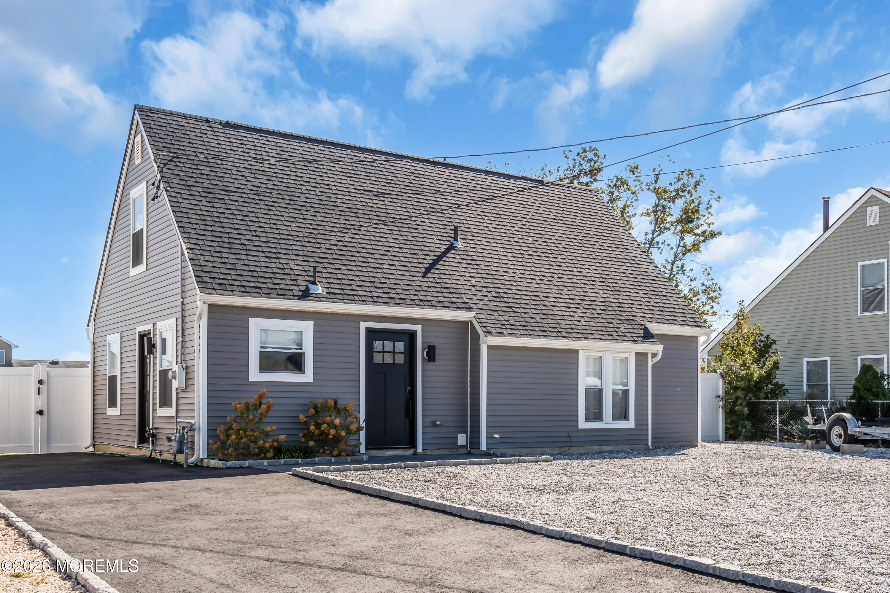 59 Ronald Avenue S