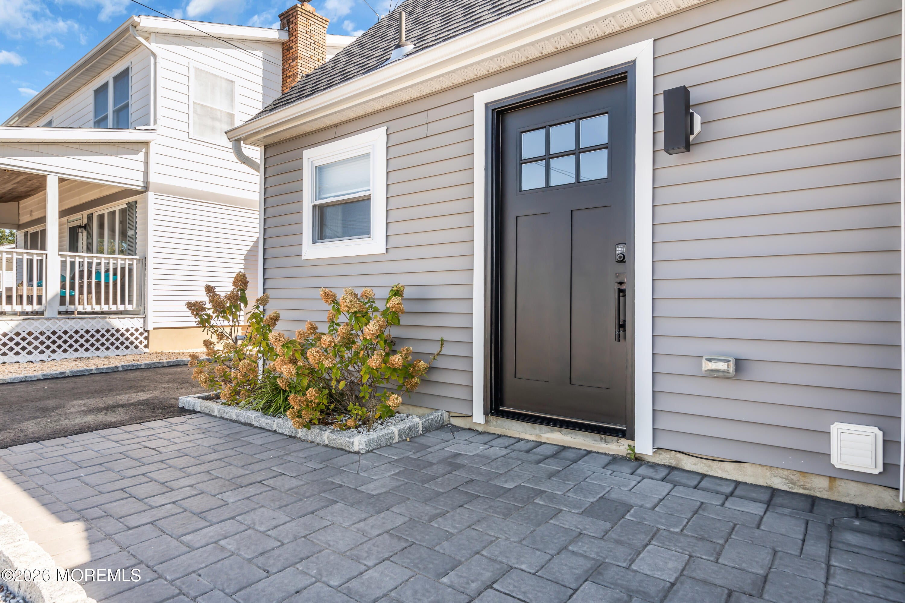 59 Ronald Avenue S