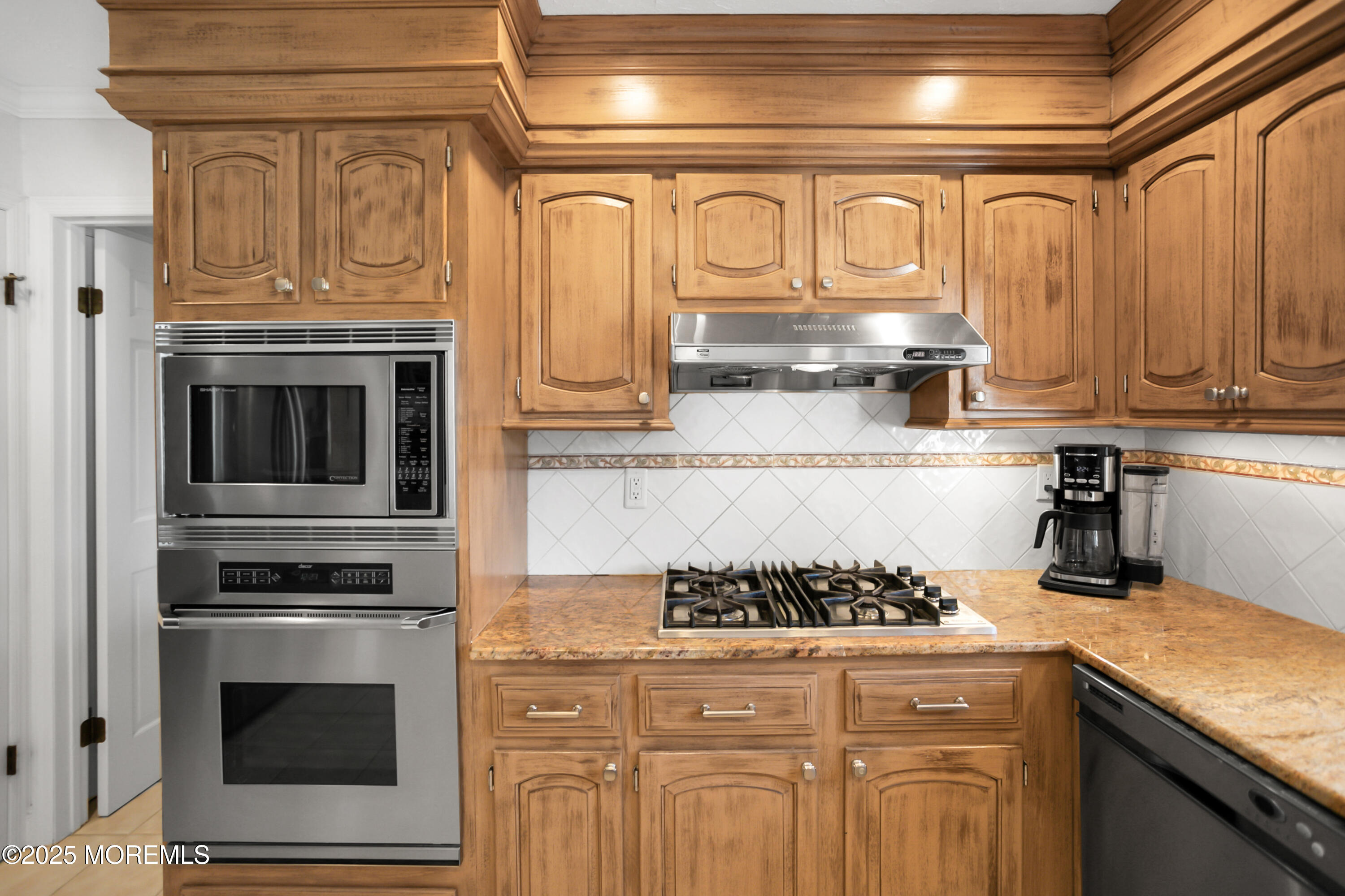 55 Doherty Drive, Middletown, New Jersey image 14