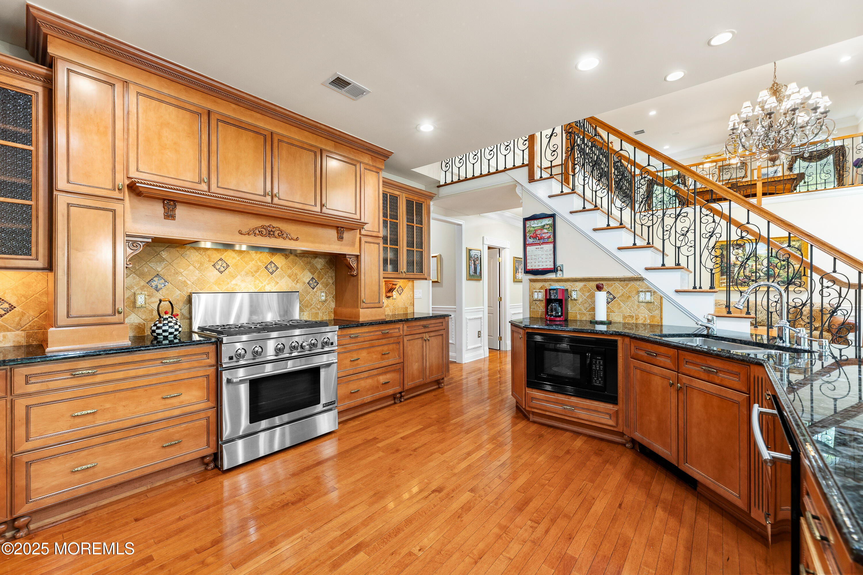 68 Hedgerow Lane, Manalapan, New Jersey image 29