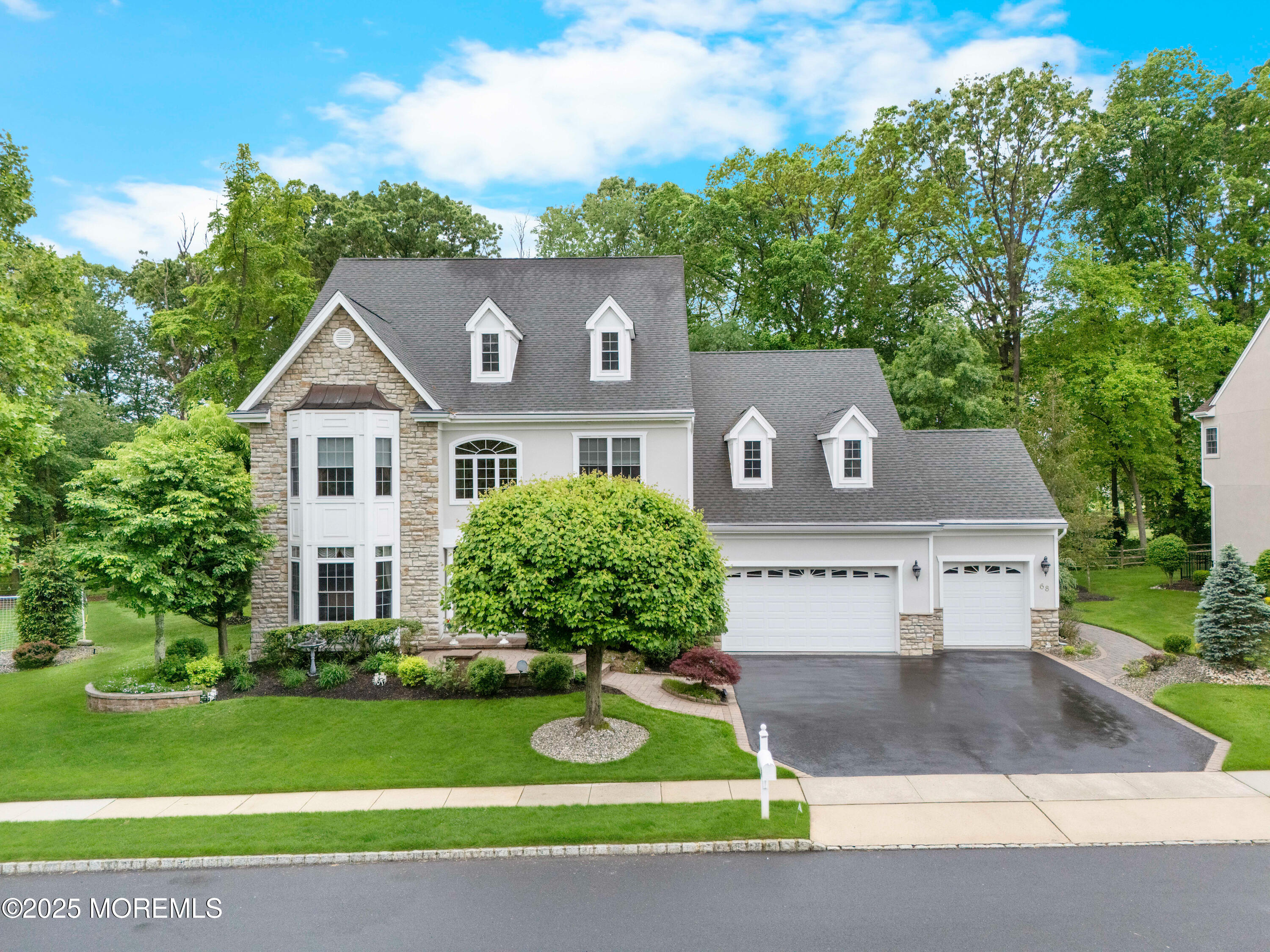 68 Hedgerow Lane, Manalapan, New Jersey image 5