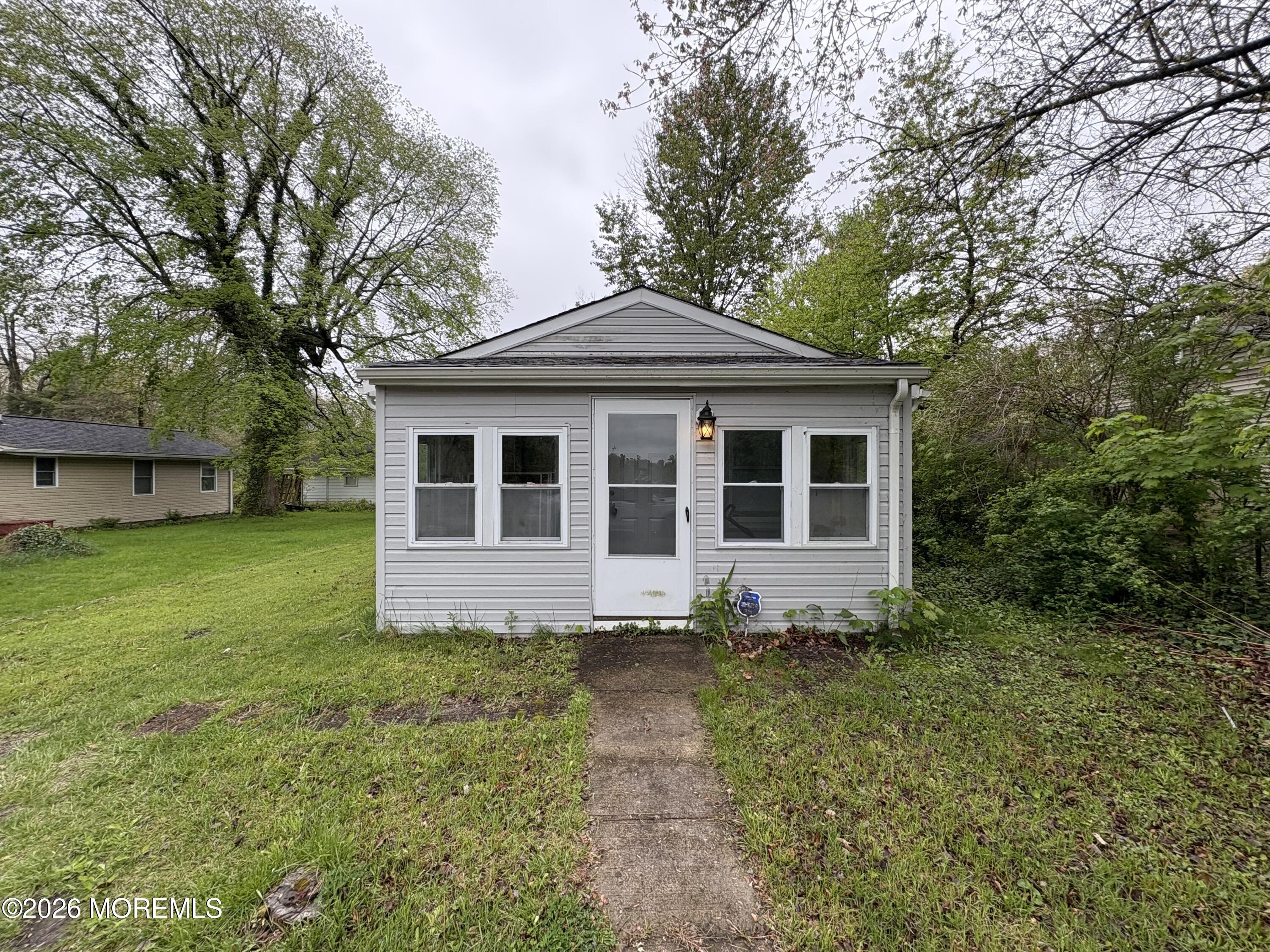11 Pardee Boulevard