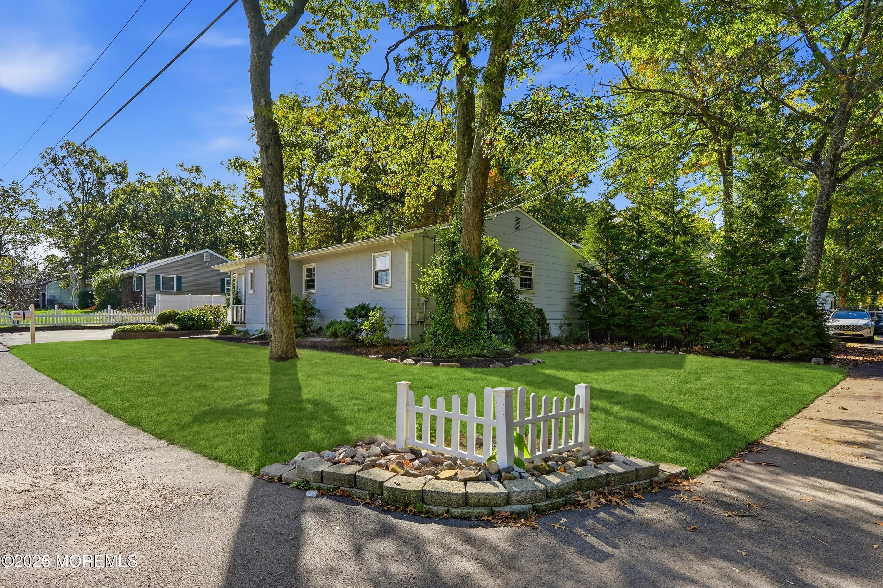 97 Bowline Street