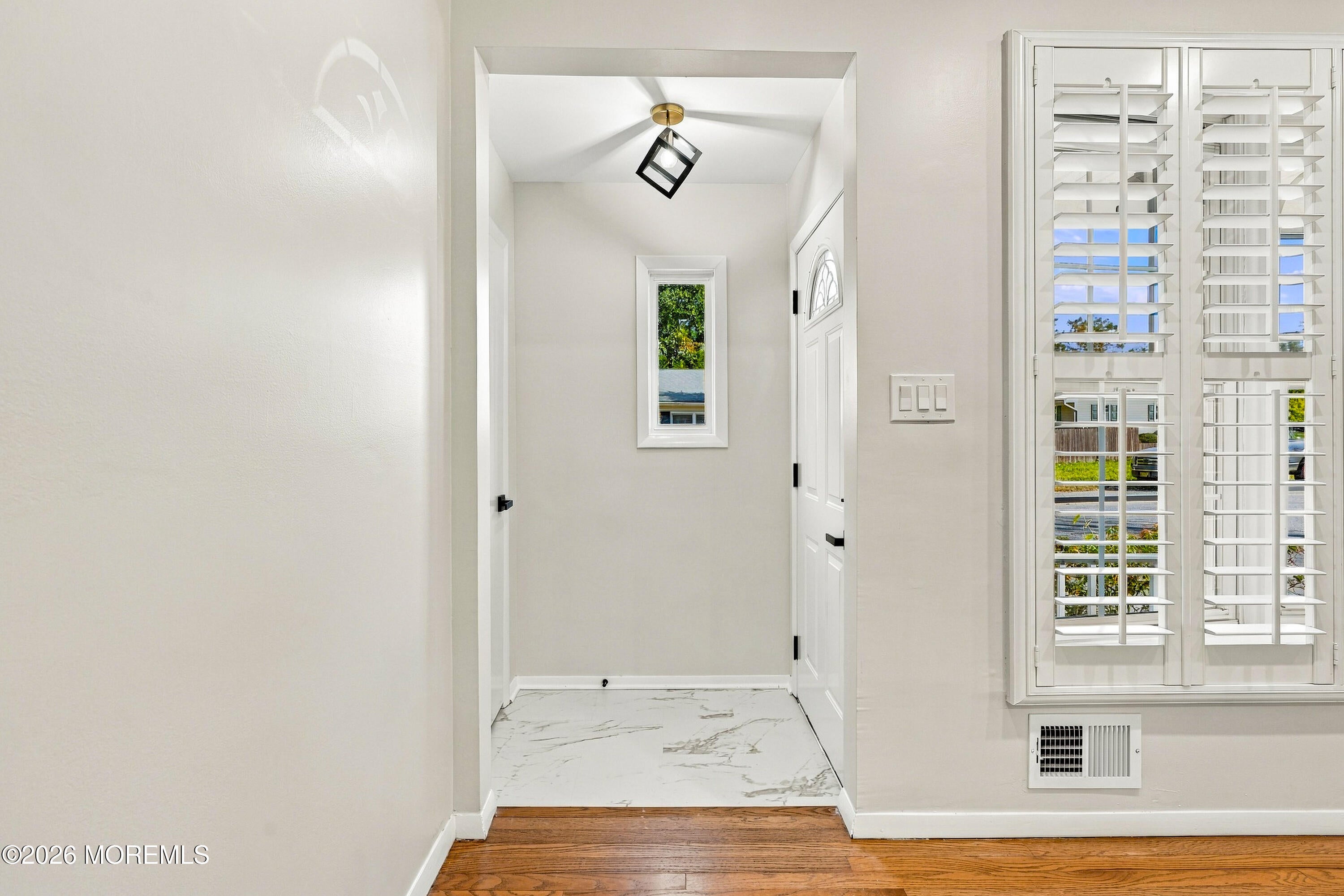97 Bowline Street