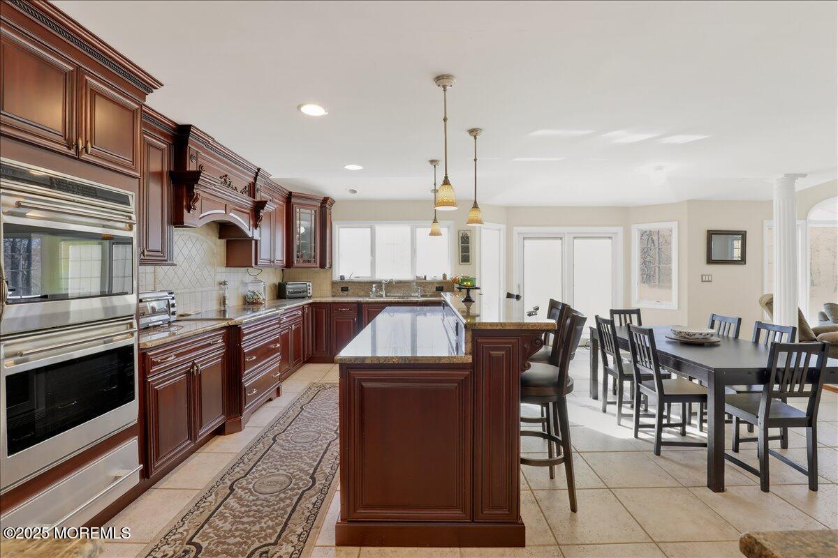 Manalapan, New Jersey, 07726, United States, 4 Bedrooms Bedrooms, ,4 BathroomsBathrooms,Residential,Active,1999930