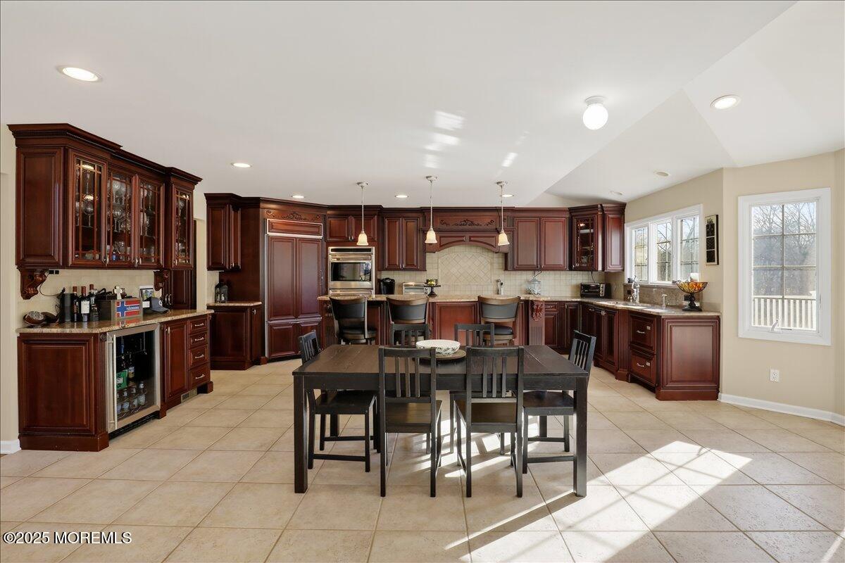 Manalapan, New Jersey, 07726, United States, 4 Bedrooms Bedrooms, ,4 BathroomsBathrooms,Residential,Active,1999930
