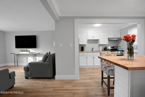 Condo For Rent - 155 Manor Drive<br/> Red Bank, NJ 07701