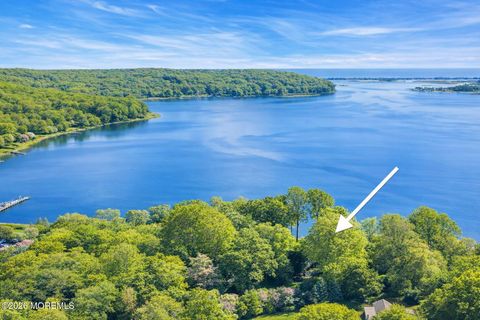 Photo of 942 Navesink River Road, Middletown, NJ 07760 (MLS # 22609729)