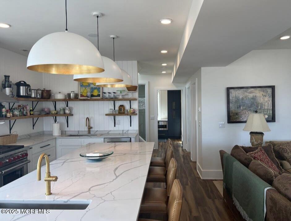 276 Bayside Drive