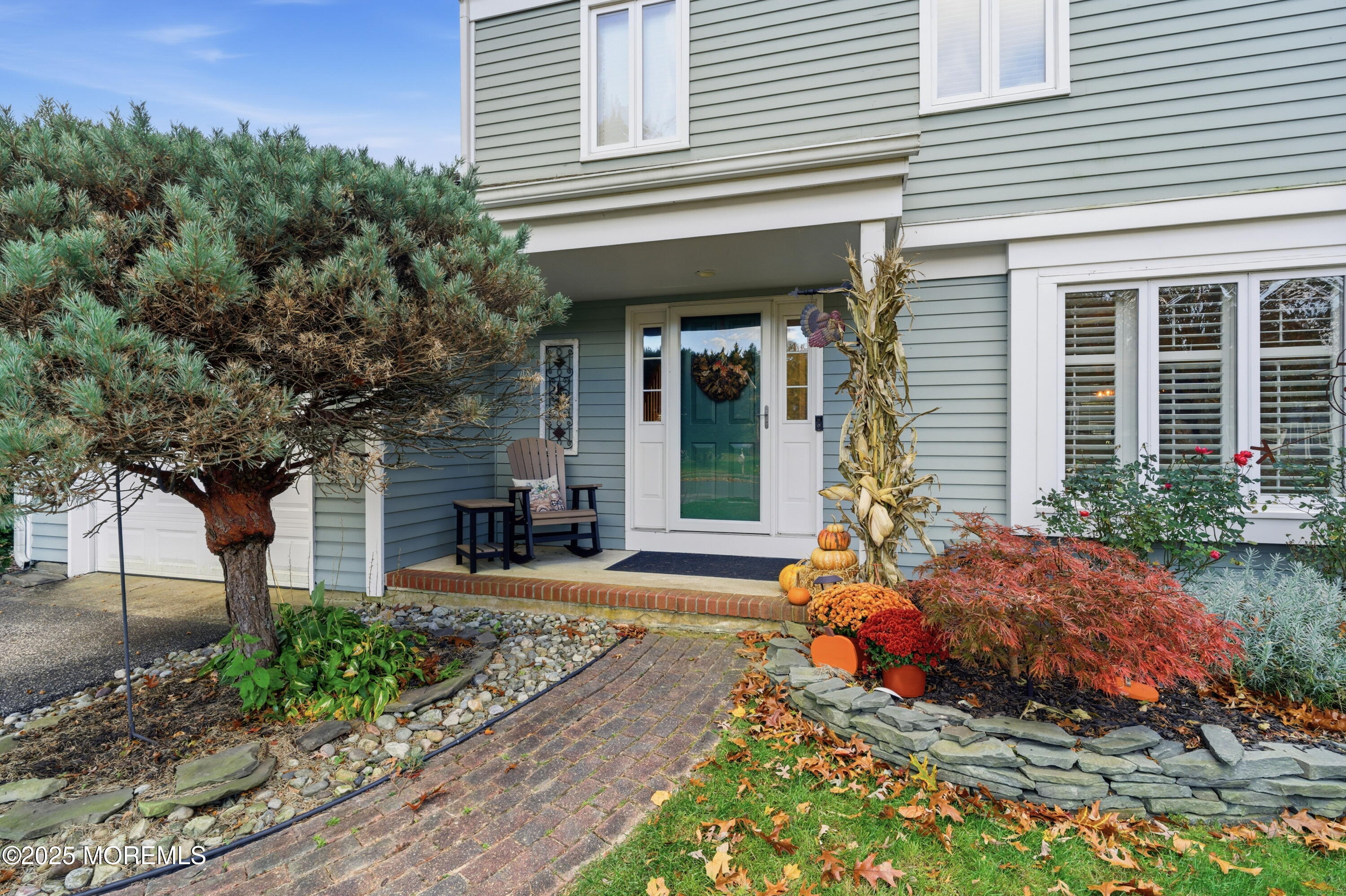 1407 Weeping Willow Court