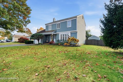 Photo of 1407 Weeping Willow Court, Toms River, NJ 08753 (MLS # 22534881)