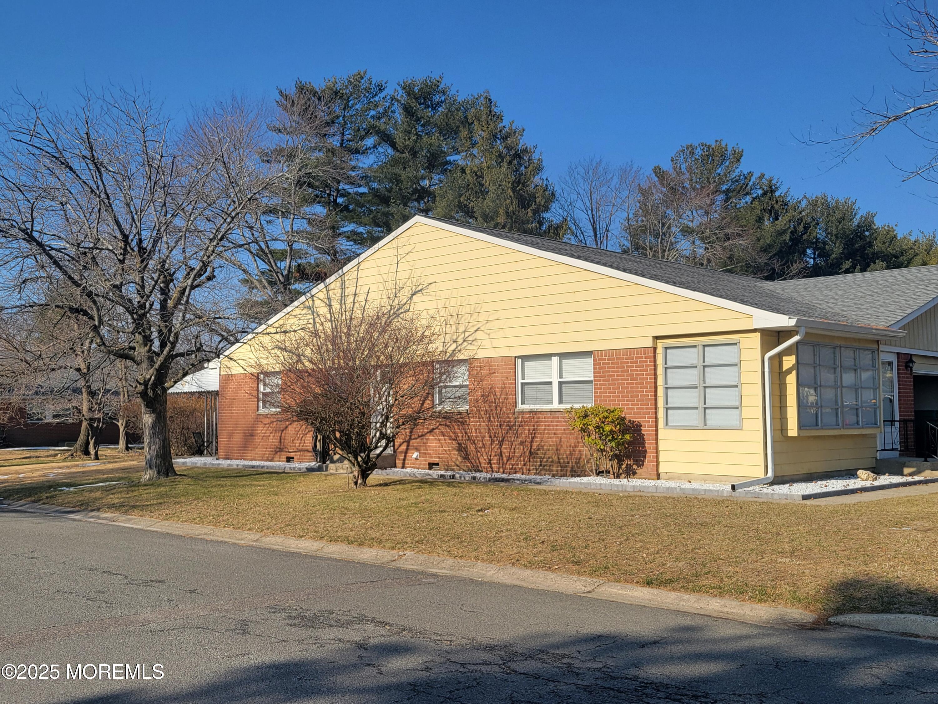 14 A Yorktowne Parkway, Manchester, New Jersey image 2