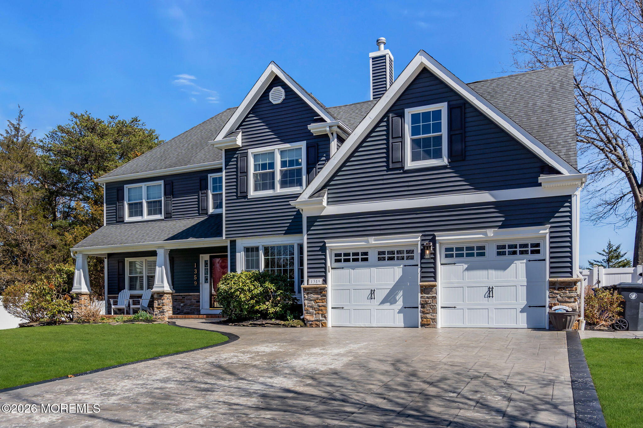 1359 Wave Crest Court