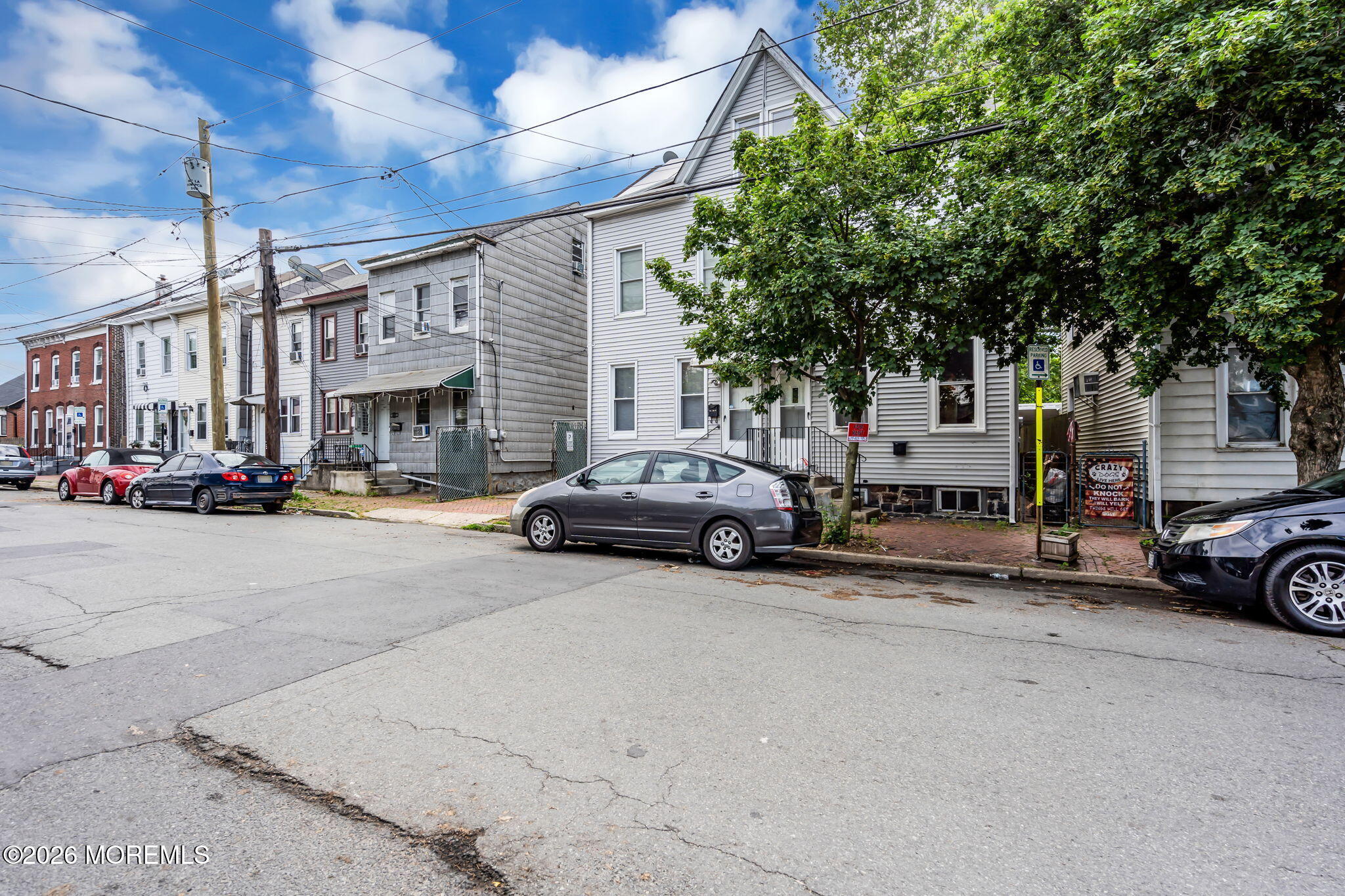 661 2nd Street