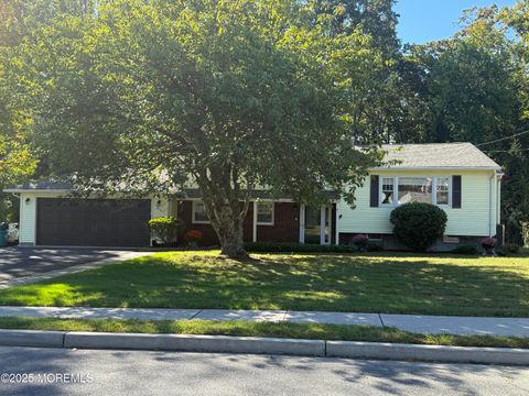 Photo of 908 Darlene Avenue, Ocean Twp, NJ 07712 (MLS # 22530370)