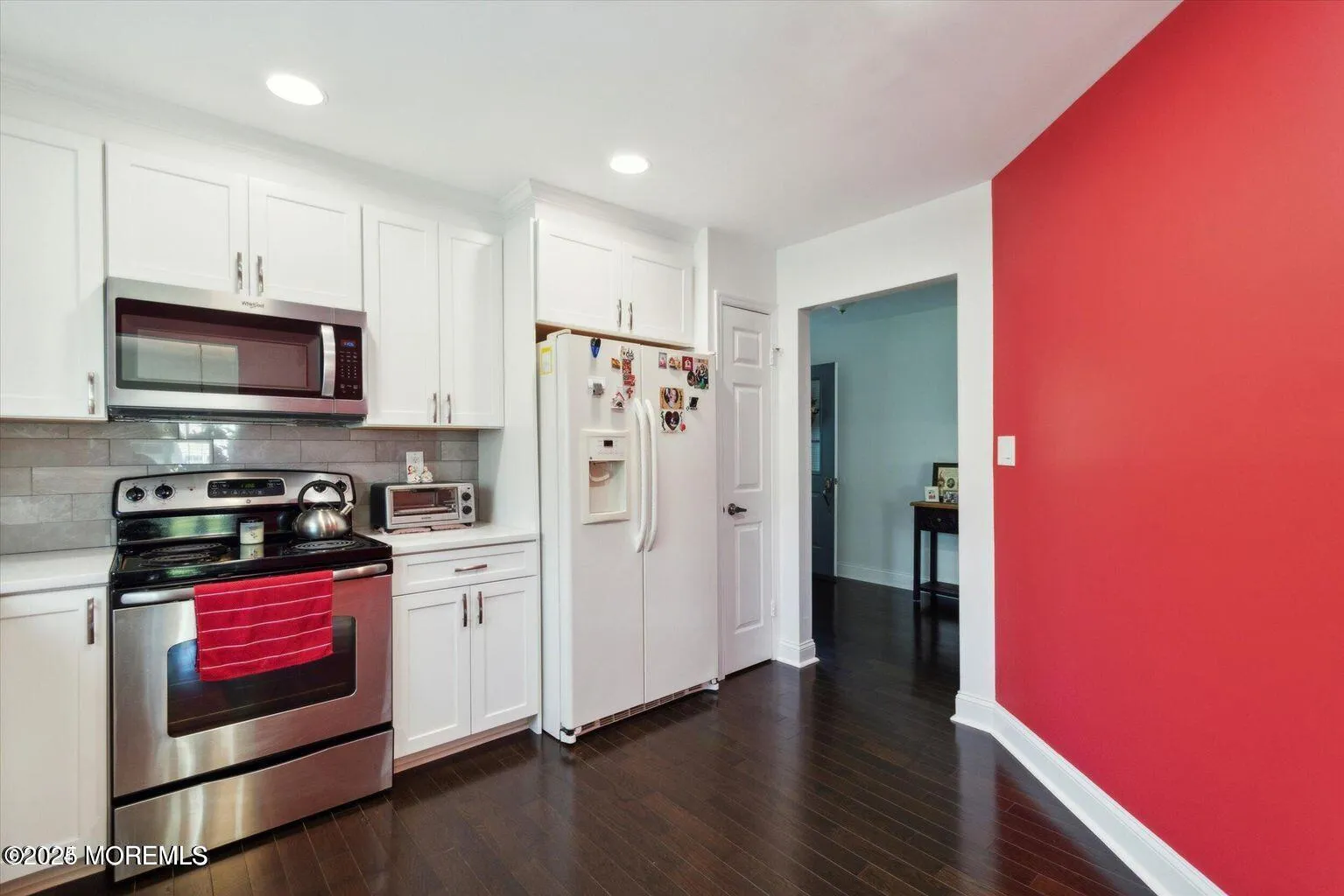 Monroe, New Jersey 08831, United States, 2 Bedrooms Bedrooms, ,2 BathroomsBathrooms,Residential,Active,85299