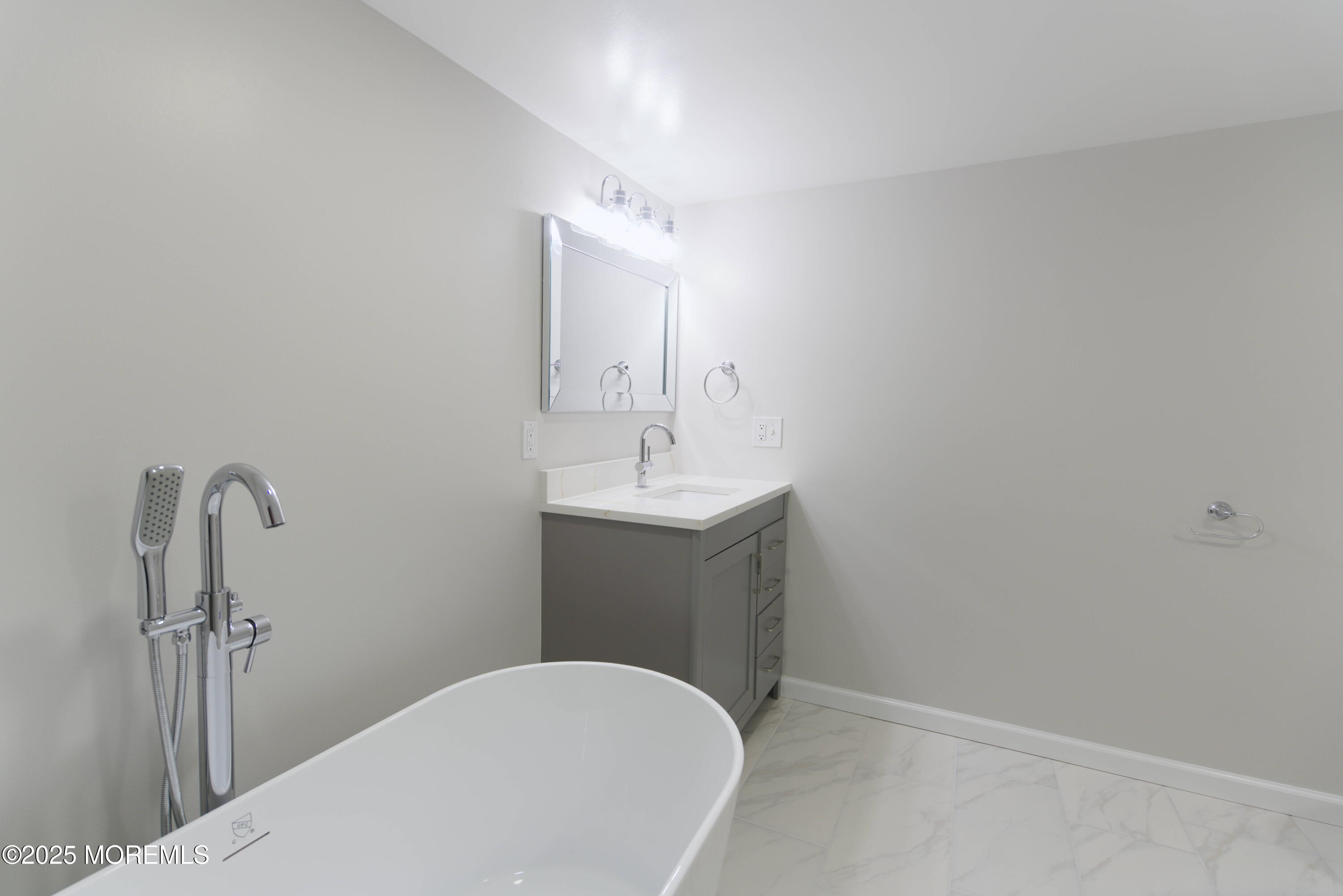 183 Greenwood Drive, Keyport, New Jersey image 12