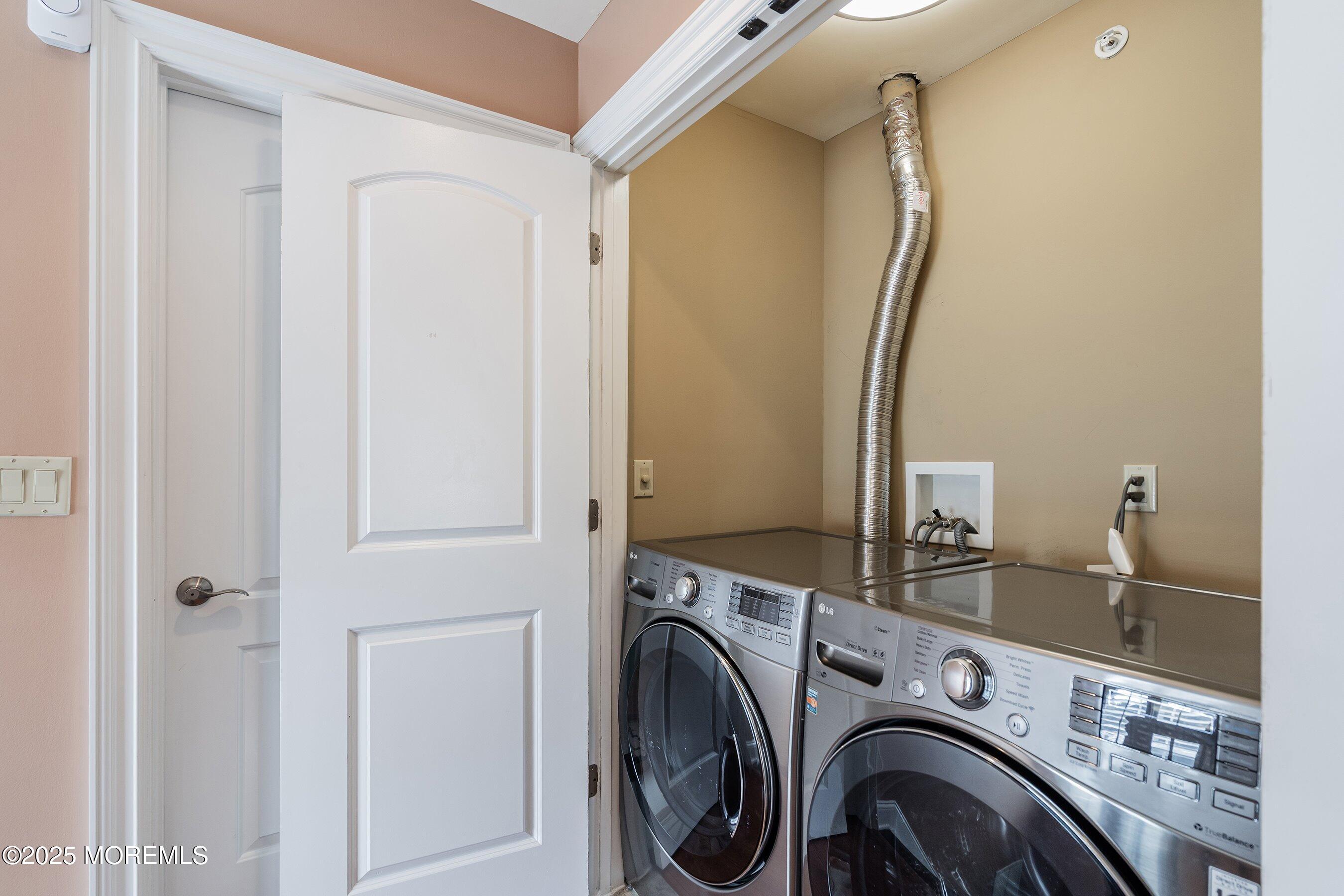 52 White Oak Lane #510, Aberdeen, New Jersey image 14