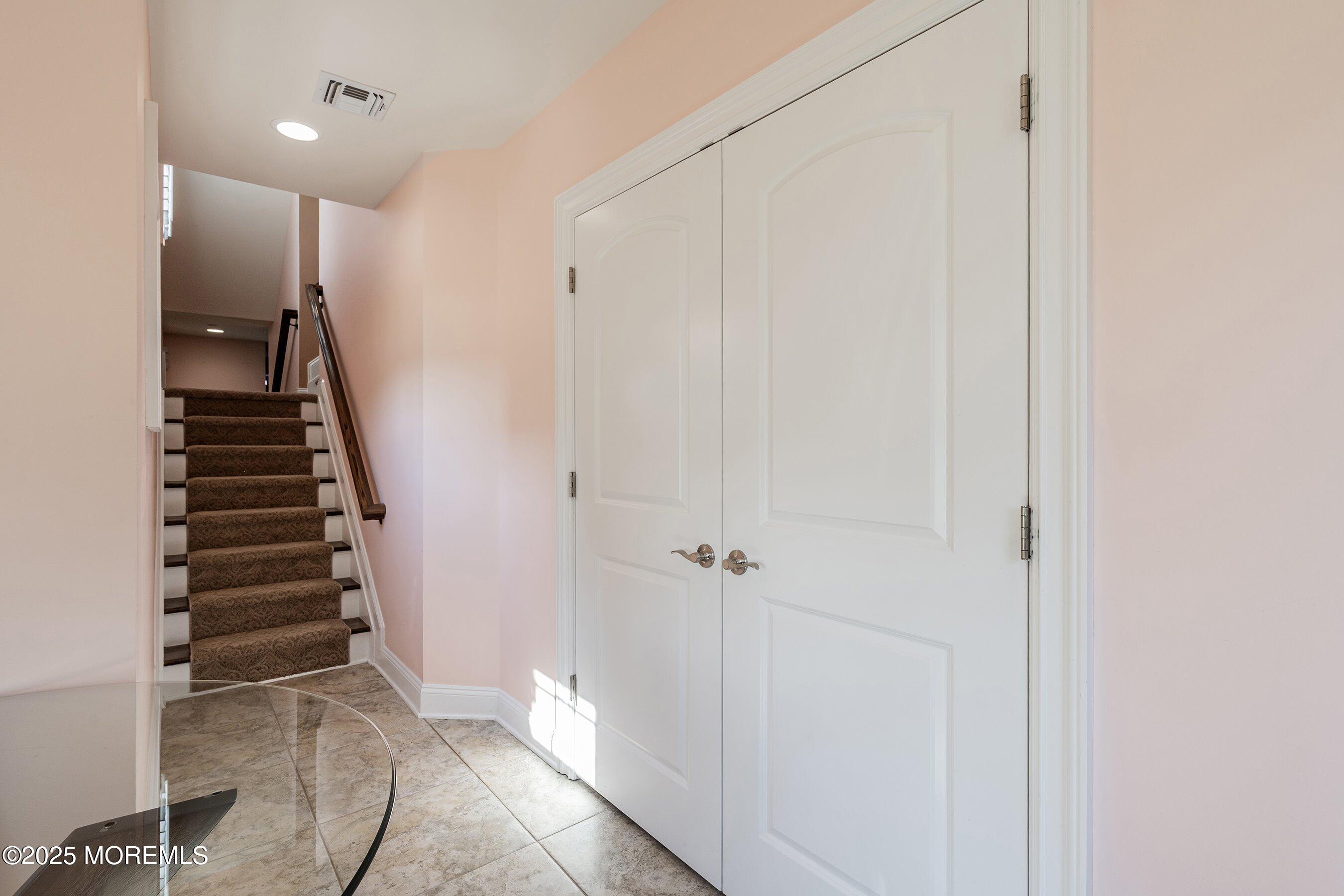 52 White Oak Lane #510, Aberdeen, New Jersey image 17