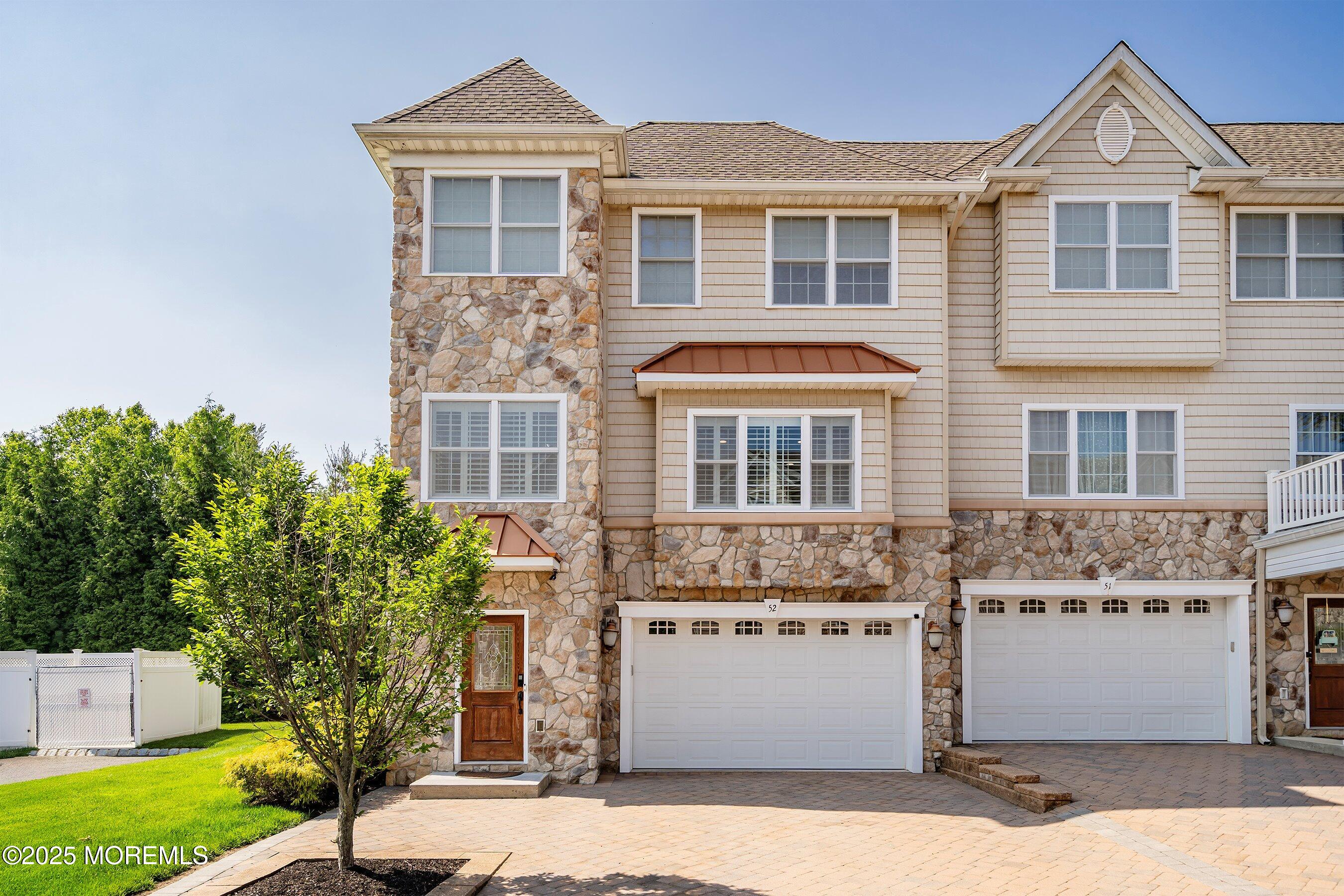 52 White Oak Lane #510, Aberdeen, New Jersey image 1