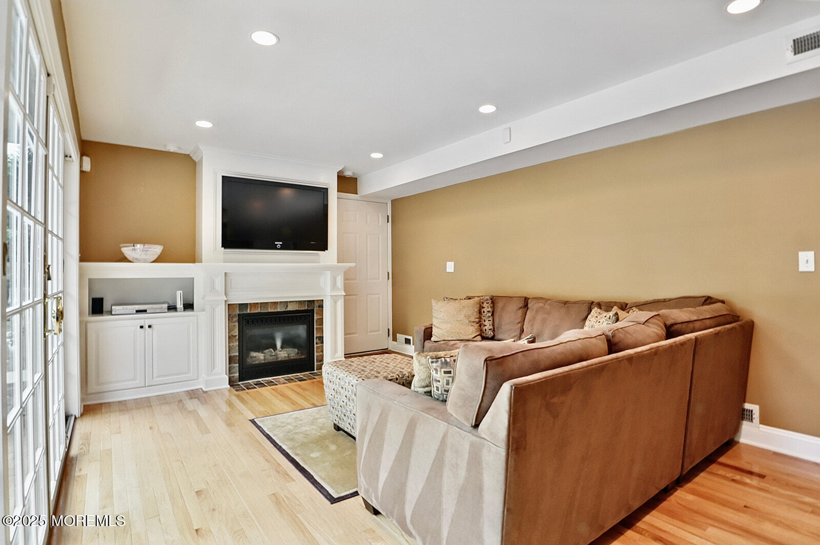 108 Majestic S, Lincroft, New Jersey image 14