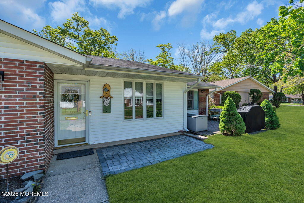 601B Lake Point Drive 601B