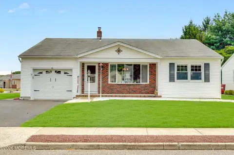 MLS: 22625690