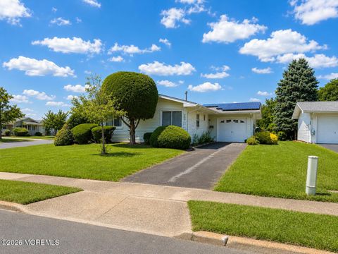 Homes For Sale - 207 Central Boulevard<br/> Ocean County, Brick, NJ 08724
