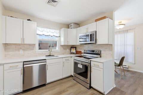 Condo For Sale - 43A Magnolia Road<br/> Manahawkin, NJ 08050